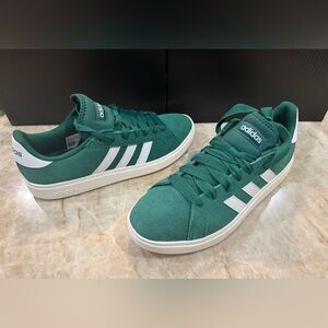 adidas Grand Court Base 00s
'Green White Gum'